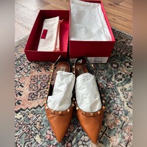 Authentic Valentino stud brown ballerina flats